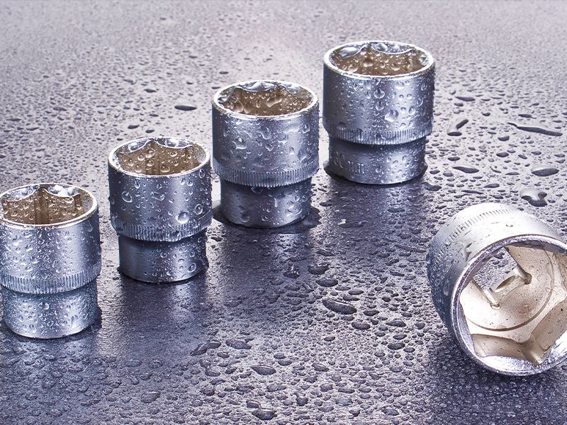 Как использовать перкуссийный гаечный ключ сливы?